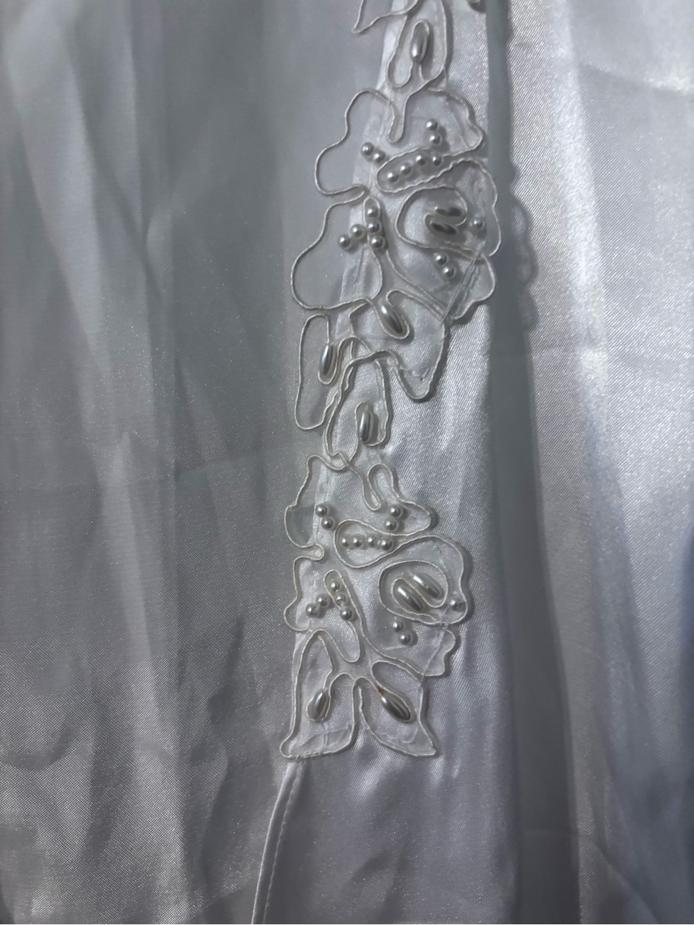 Satin Robe with Gown set with Pearl-Embroidered Floral Trim - Picture 6 of 14